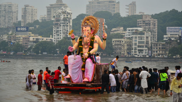 Experience the Mumbai's Never-ending Spirit during Ganesh Chaturthi