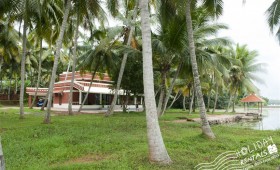 Lake Facing Holiday Home - Vellayani, Trivandrum 