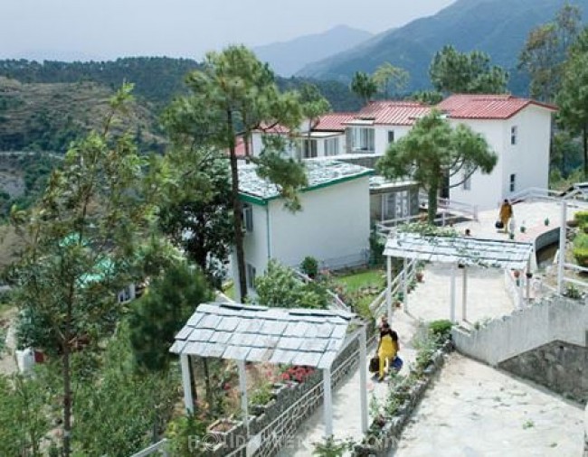 Zurich Resorts, Solan