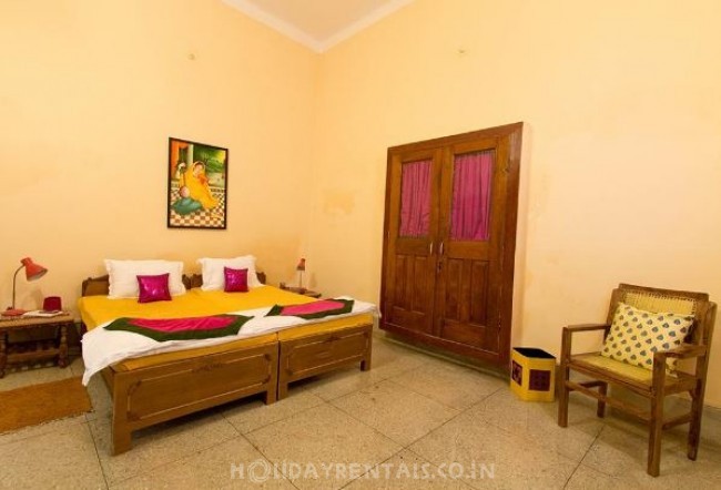 Holiday home Opp. PDR Mall, Varanasi