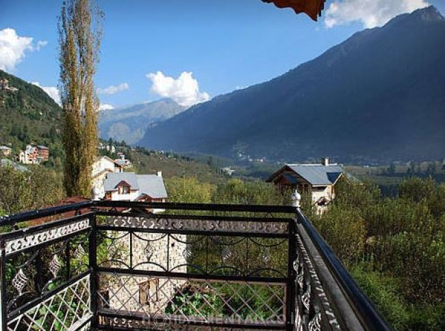 Cottages in Simsa, Manali