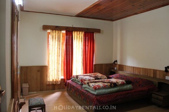 Sunshine Orchard Cottages, Manali