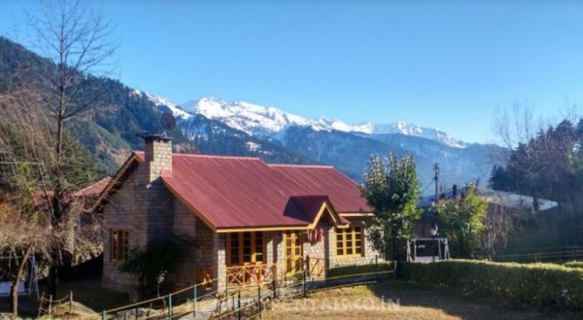 Sunshine Orchard Cottages, Manali