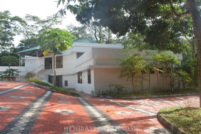 Kallar resort, Trivandrum