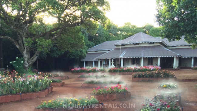 4 Bedroom Bungalow, Mahabaleshwar