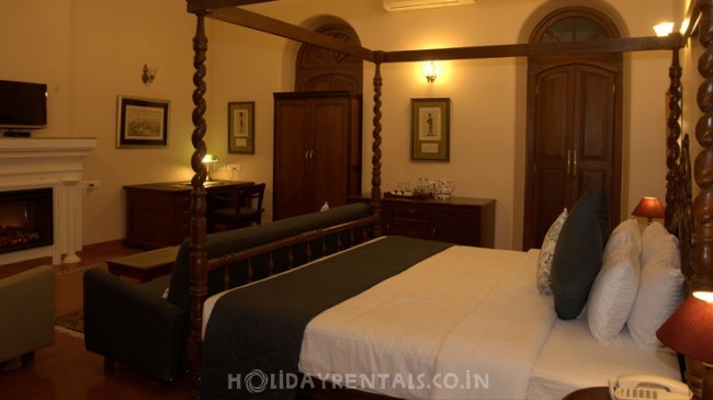 4 Bedroom Bungalow, Mahabaleshwar