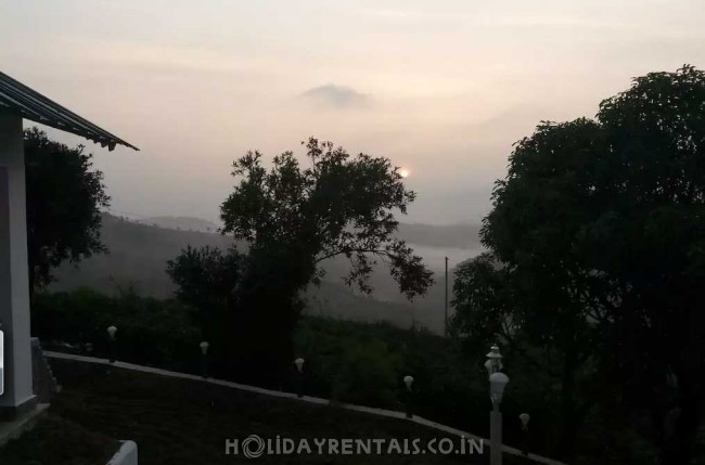 Pine forest view Cottage, Vagamon