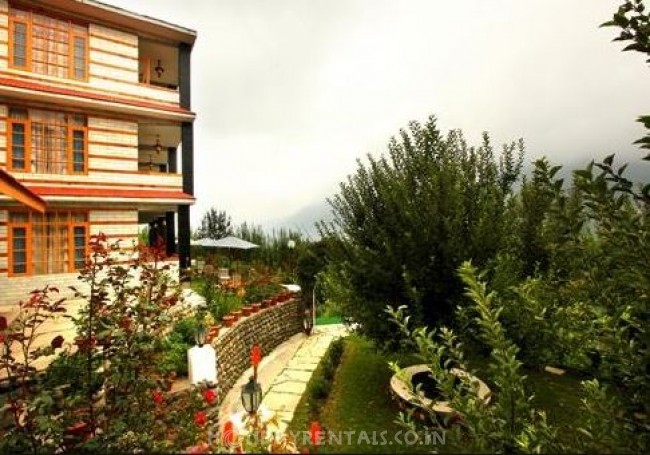 Comfy Cottages, Manali