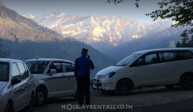 Comfy Cottages, Manali