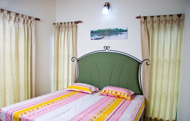 3BHK holiday house, Munnar