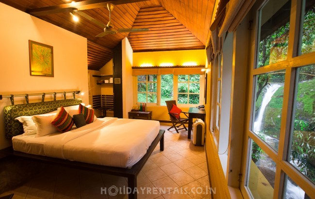 Spice plantation bungalow, Thekkady