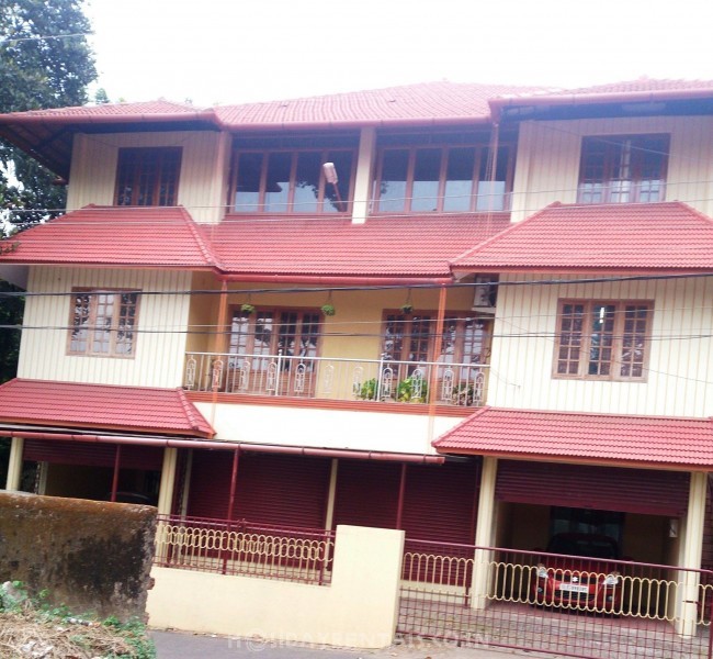 2 Bedroom Home, Pathanamthitta