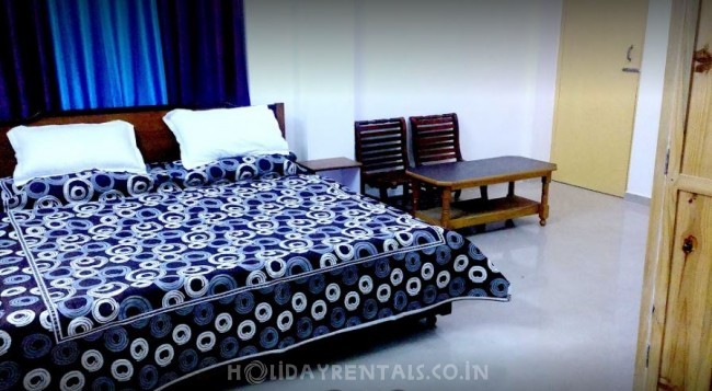 Holiday Home with Swimming Pool, Dharamshala