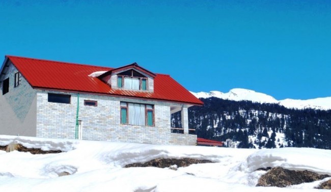 Snow Tucked Cottages, Manali