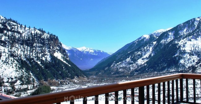 Snow Tucked Cottages, Manali