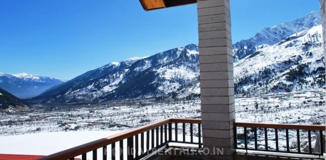 Snow Tucked Cottages, Manali