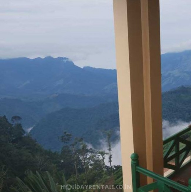 Stay Near Meenmutty Falls, Wayanad