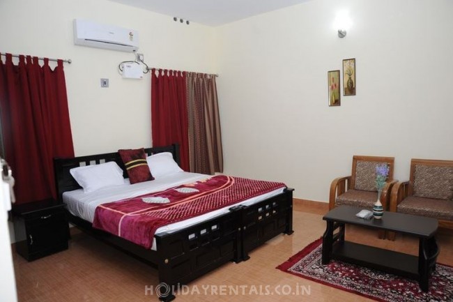 4 Bedroom Holiday Home, Wayanad