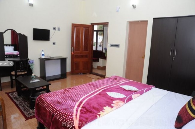 4 Bedroom Holiday Home, Wayanad