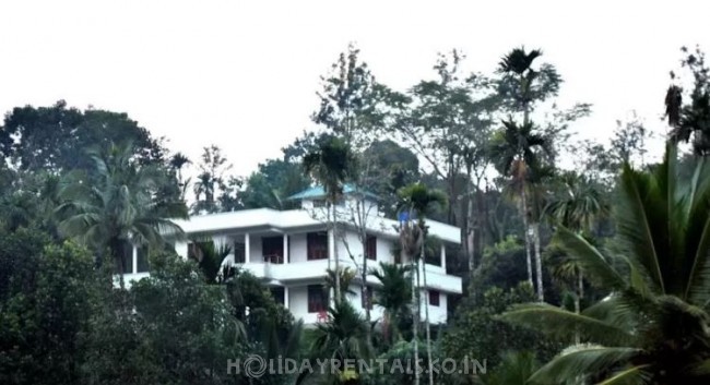 4 Bedroom Holiday Home, Wayanad