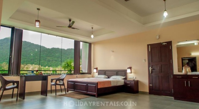 Mountain View Holiday Home, Wayanad