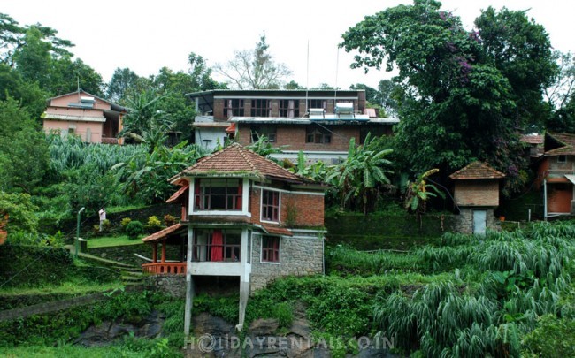 Hill Top Home, Vagamon