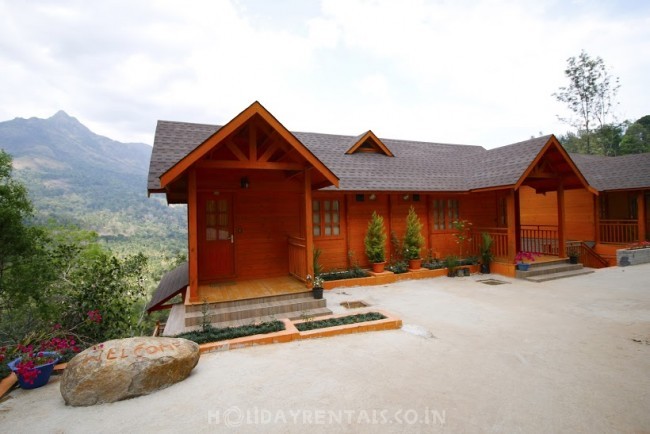 Home near Chokramundi Hills, Munnar