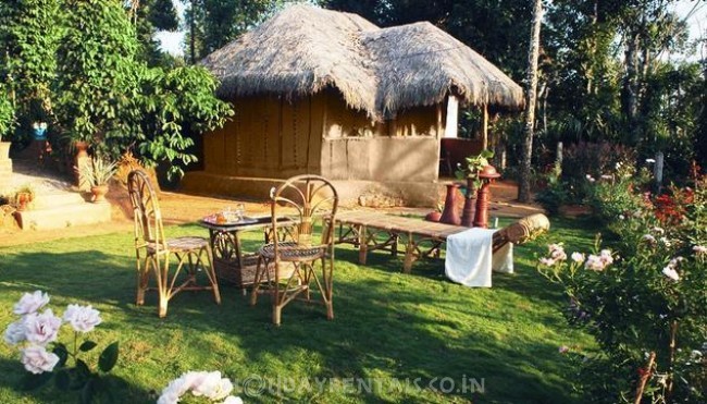 Stay Near karapuzha Lake , Wayanad