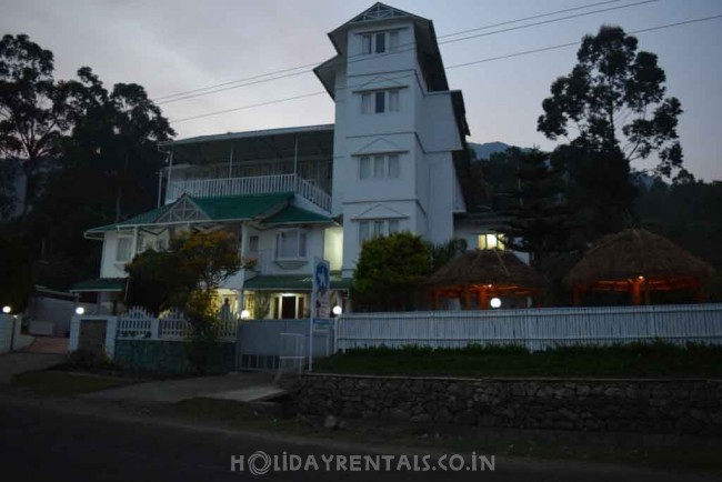 Lakeview Rooms, Munnar