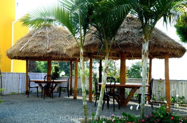 Lakeview Rooms, Munnar