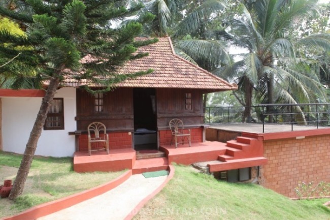 Holiday Cottages, Kovalam
