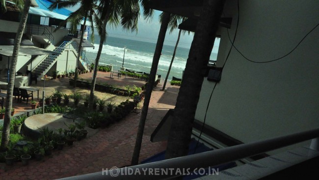 Stay Near Light House, Kovalam
