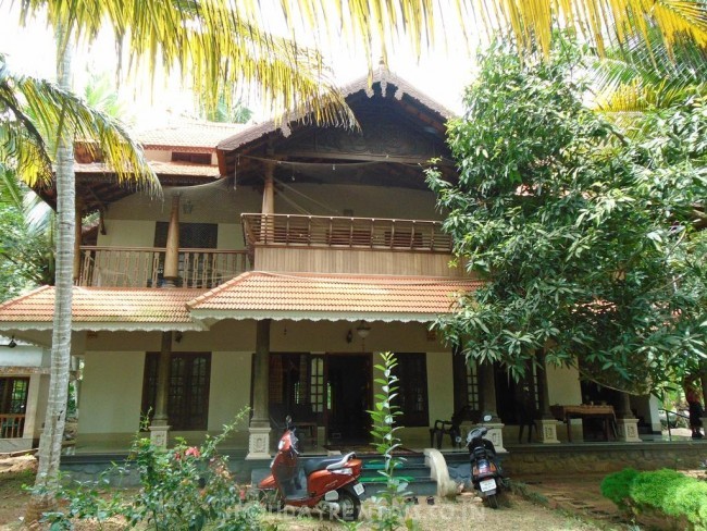 4 bedroom Holiday Home, Kovalam