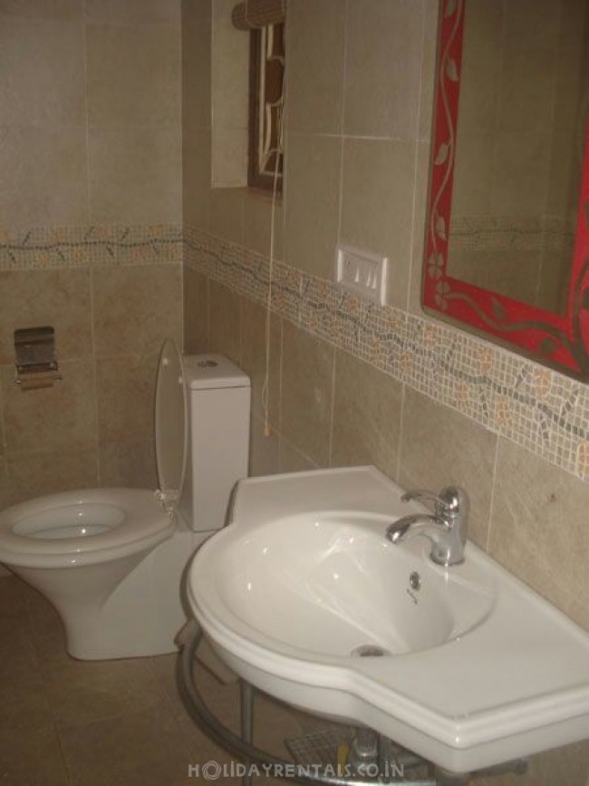 Serviced Flats with Swimming pool, Calangute