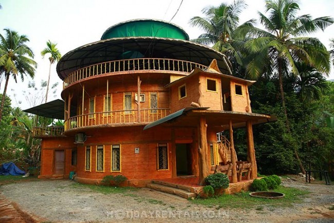 Riverside Home, Thrissur