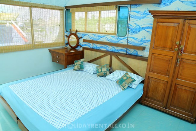 River Front Holiday Home, Kochi