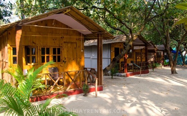 Eco-friendly Beach Cottages, Canacona