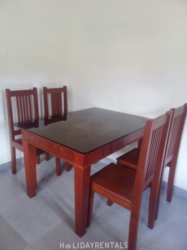 Holiday Cottage near Botanical Garden, Ooty
