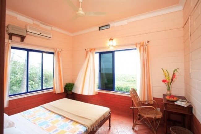 Beach House , Kochi