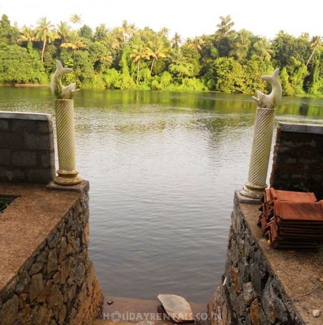 Stay Near Chalakkudi River, Kochi