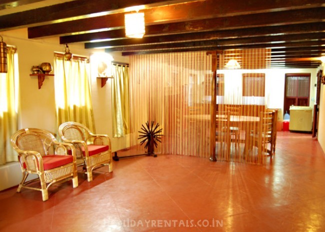 Traditional Illam Stay with Natural pond, Malappuram