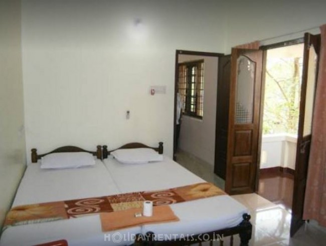 Holiday home Near Fort Kochi Beach, Kochi