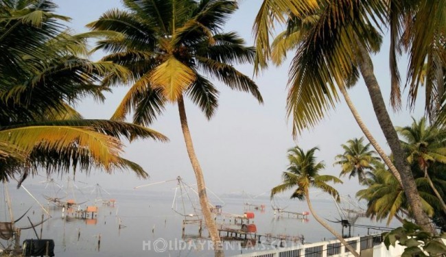 Lake View Holiday Stay, Kochi