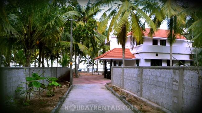 Seashore Holiday Stay, Trivandrum