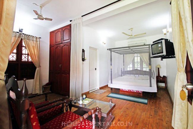 9 Bedroom Holiday home, Kochi