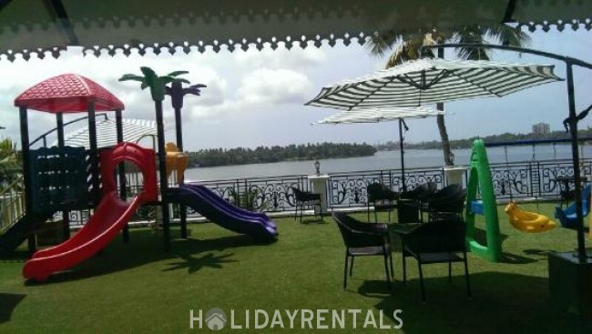 Lake View Holiday Stay, Kollam