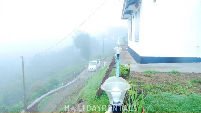 Valley View Holiday Home, Munnar