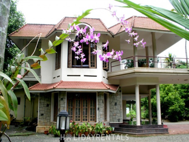 4 Bedroom Holiday Home, Kottayam