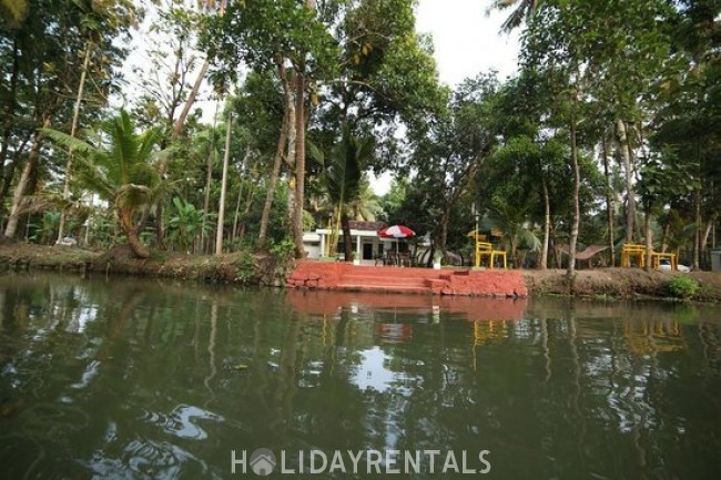 Stay Near Kumarakom Lake, Kottayam