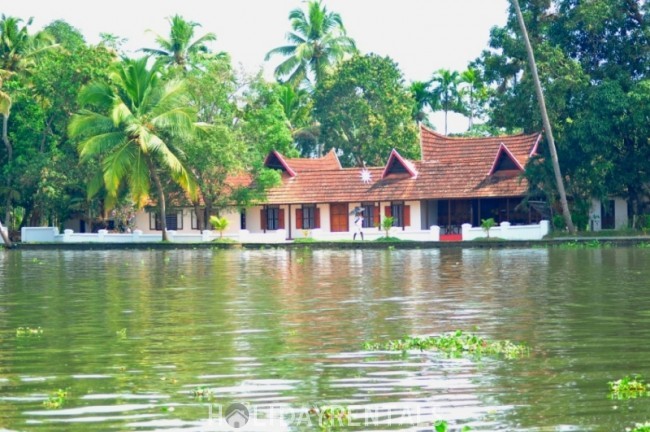 2 Bedroom Heritage Home, Alleppey